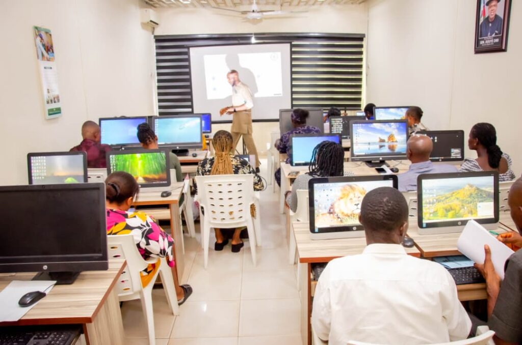 GOVERNMENT LAUNCHES DIGITALISATION TRAINING FOR CIVIL SERVANTS
